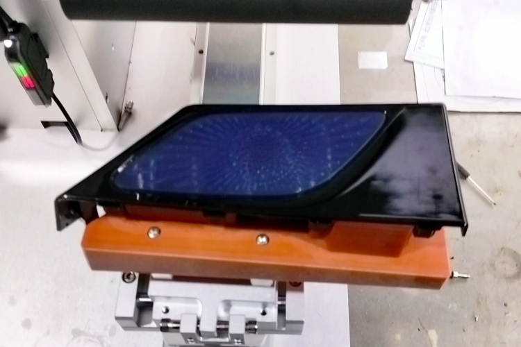 15年匠心打造！這款汽車喇叭貼膜機，專治生產(chǎn)效率“拖延癥”