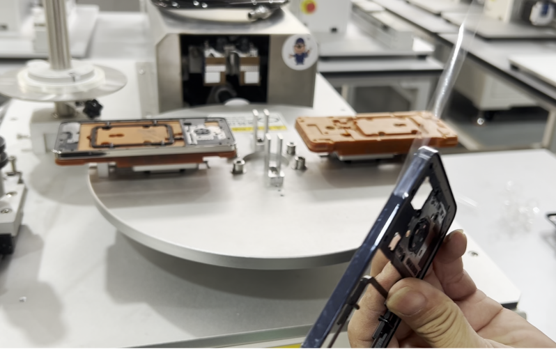 當(dāng)普通手機(jī)配件工廠遇見世界名企？華為真的遙不可及嗎